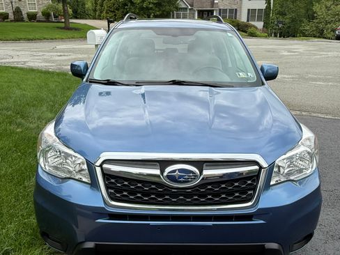 Used 2015 Subaru Forester 2.5i Premium w/ All-Weather Package AWD/4WD image 2