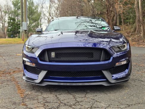 Used 2020 Ford Mustang Shelby GT350 w/ Technology Package image 11