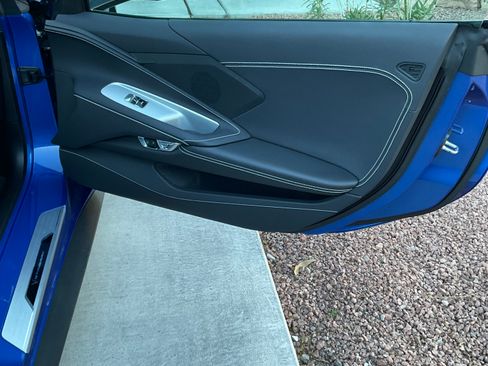 Used 2022 Chevrolet Corvette Stingray Coupe w/ 1LT image 11