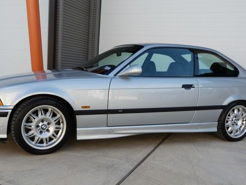 Used 1998 BMW M3 Coupe RWD image 1