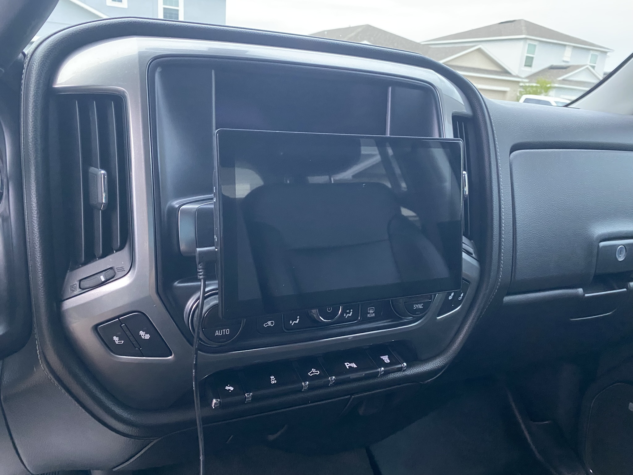 Used 2015 Chevrolet Silverado 3500 LTZ w/ Duramax Plus Package AWD/4WD image 17