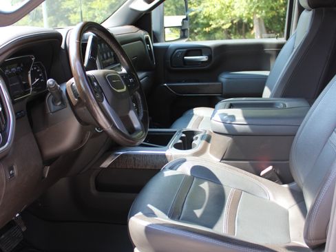 Used 2021 GMC Sierra 2500 Denali w/ Denali Ultimate Package AWD/4WD image 20