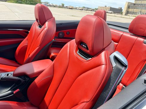 Used 2020 BMW M4 Convertible w/ Competition Package RWD image 30