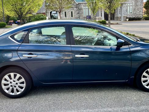 Used 2013 Nissan Sentra S image 8