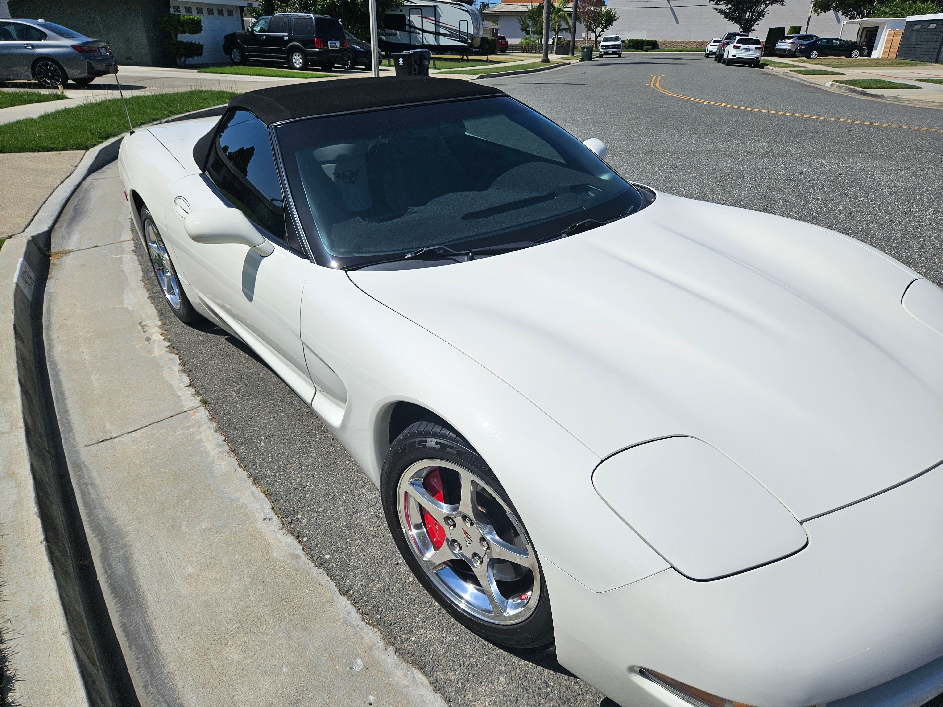 Used 2002 Chevrolet Corvette Convertible w/ Preferred Equipment Group2 RWD image 6