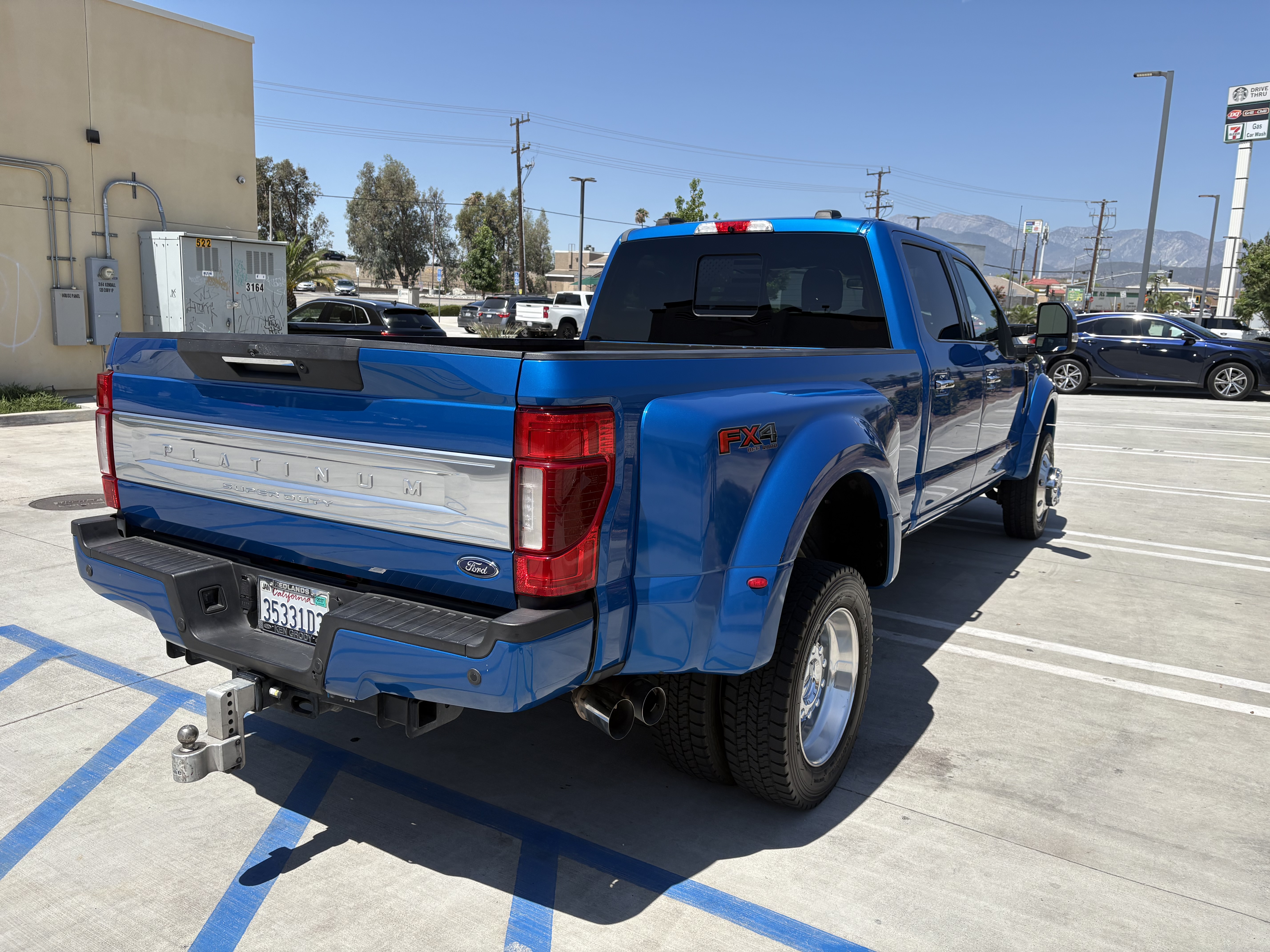 Used 2021 Ford F450 Platinum w/ FX4 Off-Road Package AWD/4WD image 6
