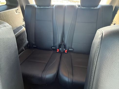 Used 2022 Mercedes-Benz GLS 450 4MATIC image 17