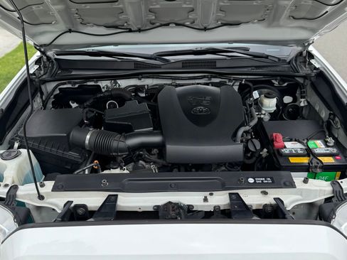 Used 2019 Toyota Tacoma SR RWD image 12