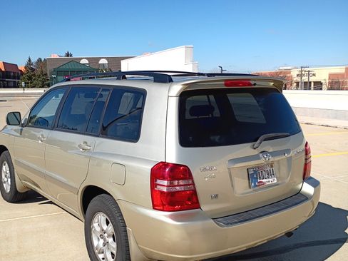 Used 2003 Toyota Highlander Limited image 8