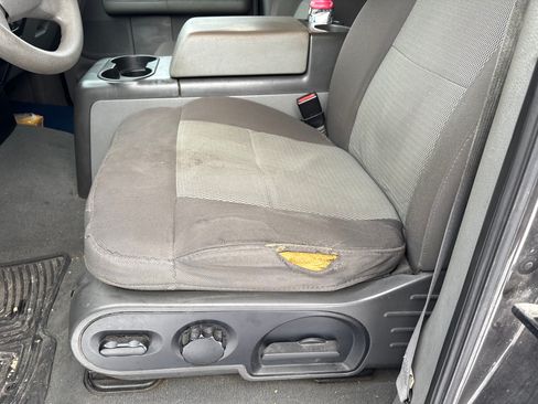 Used 2005 Ford F150 XLT AWD/4WD image 5