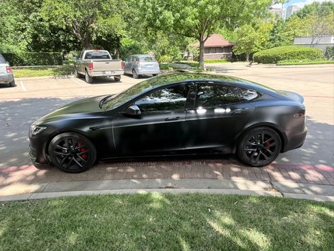 Used 2023 Tesla Model S Plaid image 6