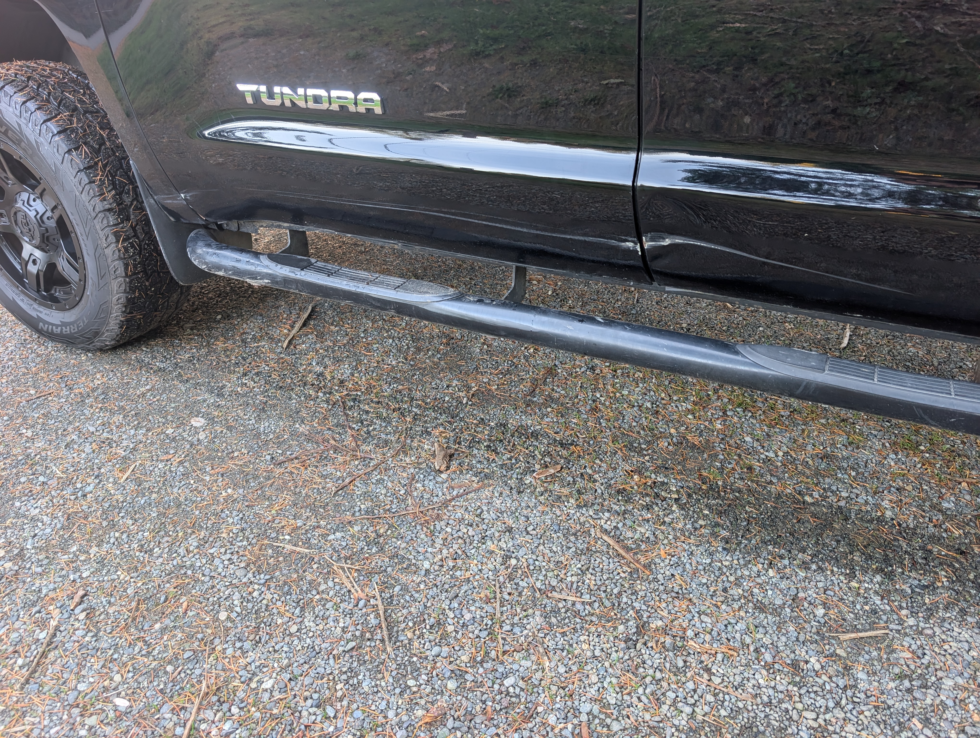 Used 2015 Toyota Tundra SR5 AWD/4WD image 6