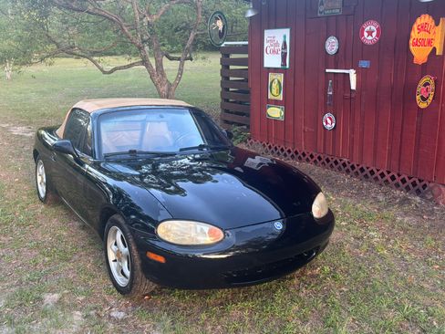 Used 1999 MAZDA MX-5 Miata RWD image 8