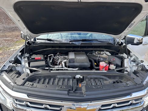 Used 2023 Chevrolet Silverado 1500 LTZ image 24