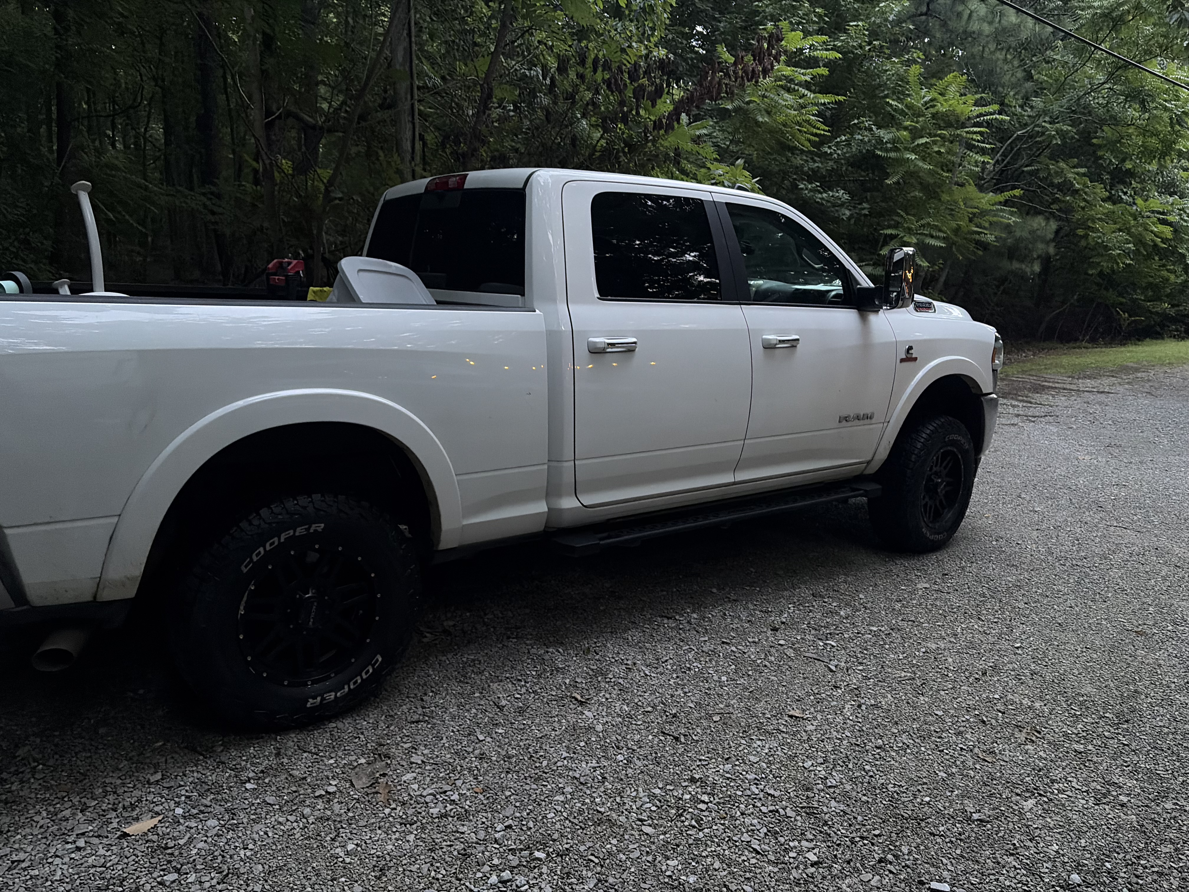 Used 2020 RAM 2500 Laramie AWD/4WD image 5