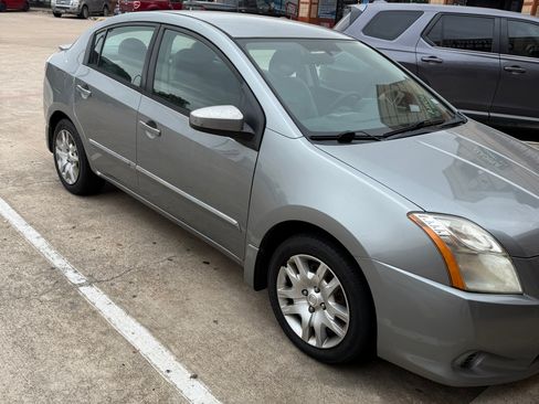 Used 2012 Nissan Sentra 2.0 S image 5
