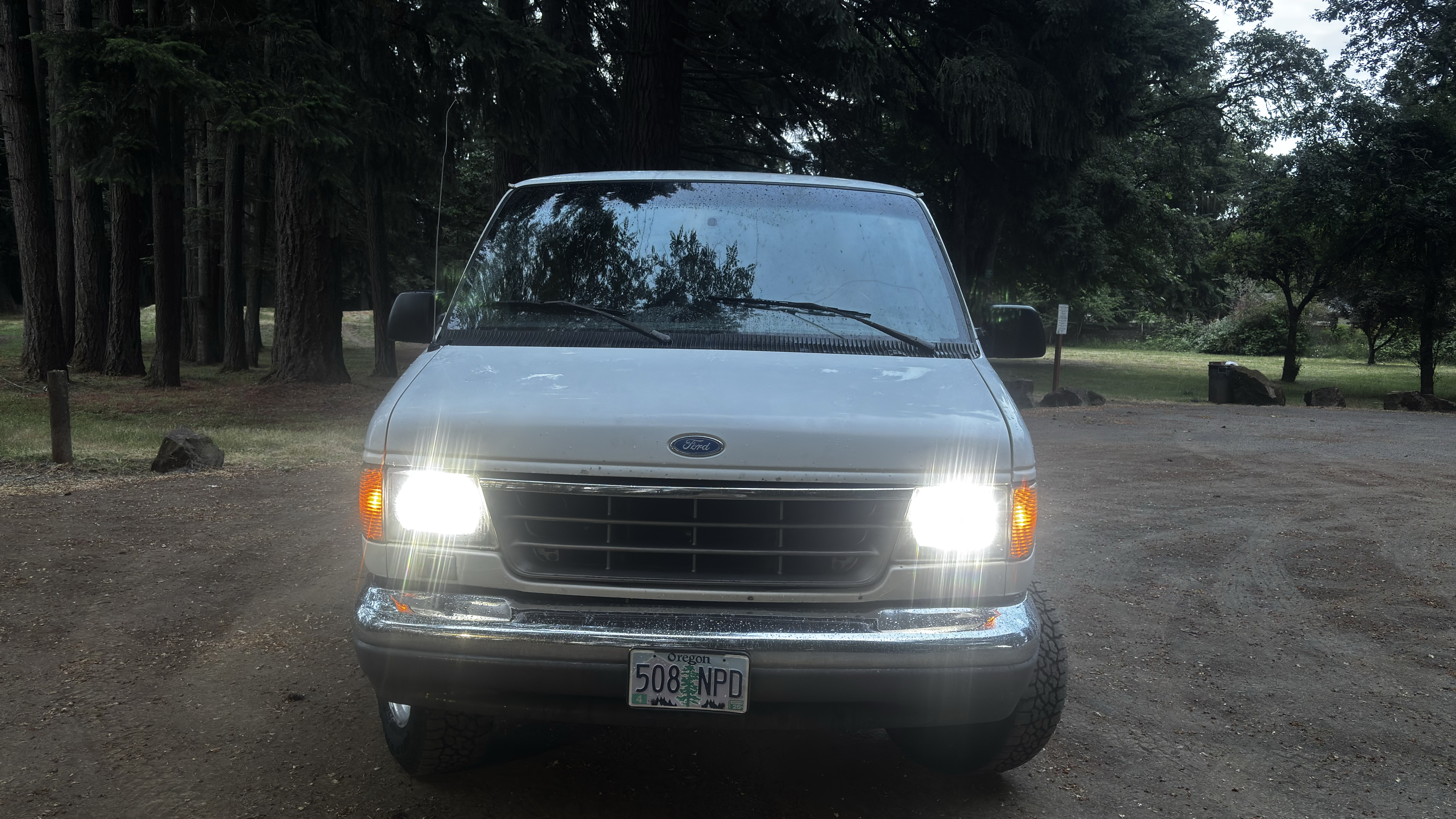 Used 1995 Ford E-350 and Econoline 350 Club Wagon RWD image 5