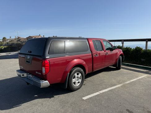 Used 2008 Nissan Frontier SE w/ SE Value Truck Pkg image 5