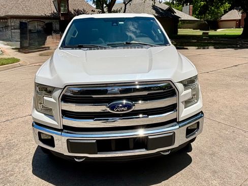 Used 2015 Ford F150 King Ranch w/ Equipment Group 601A Luxury AWD/4WD image 9