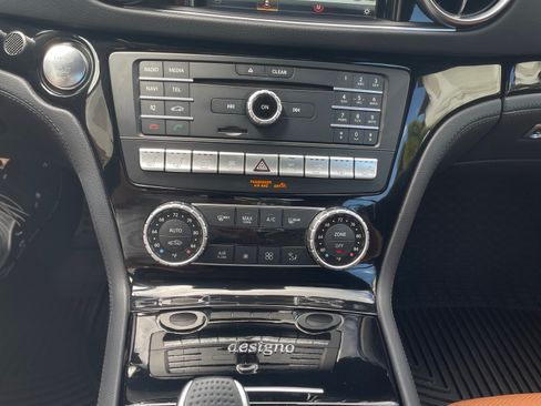 Used 2019 Mercedes-Benz SL 450 image 11