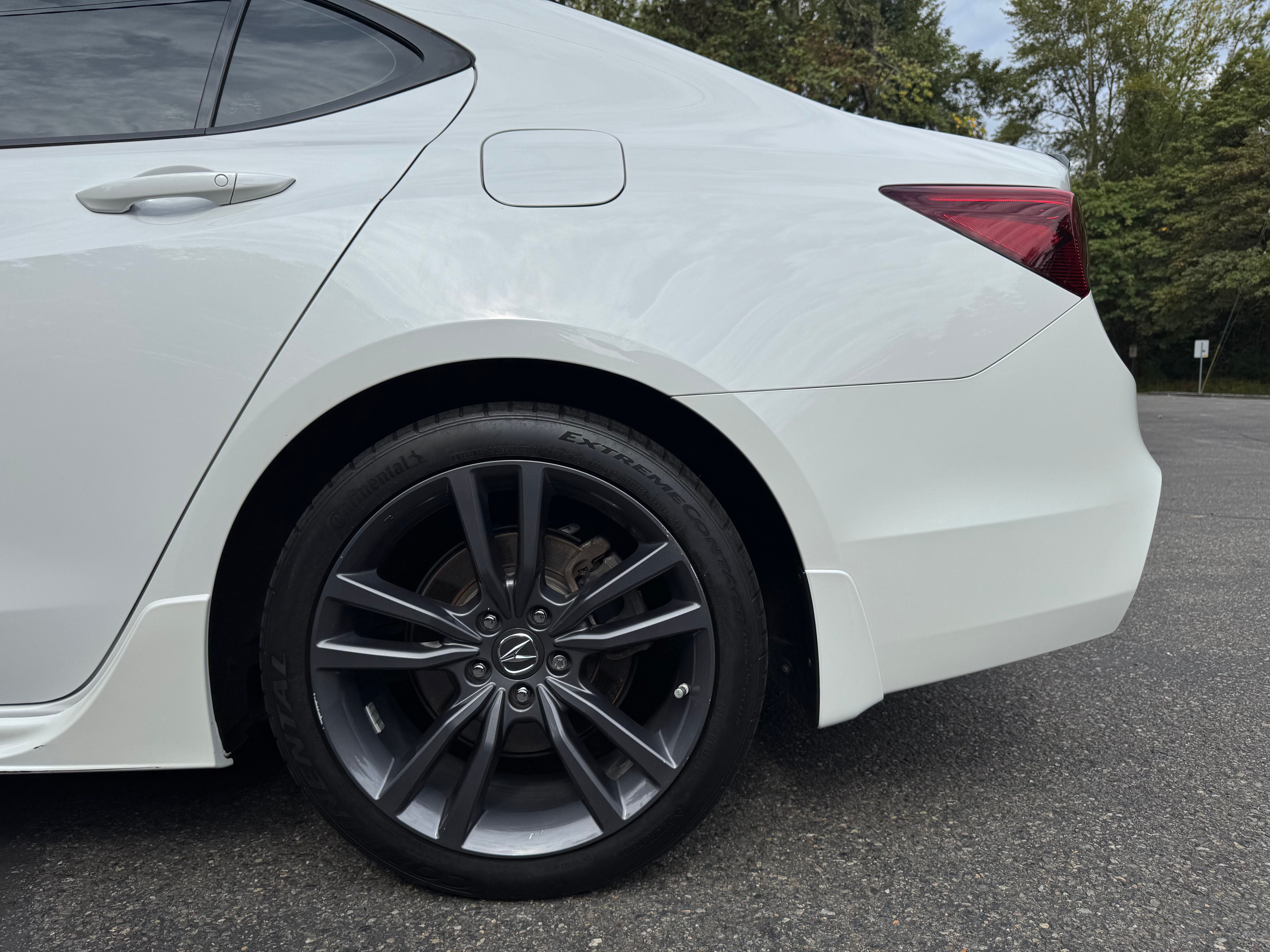 Used 2018 Acura TLX w/ Technology & A-SPEC Package AWD/4WD image 9