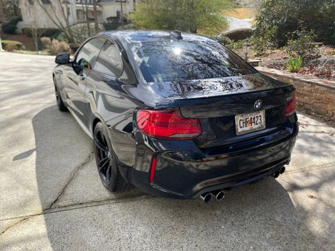 Used 2018 BMW M2 image 9