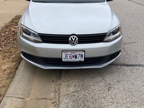 Used 2012 Volkswagen Jetta S FWD image 9