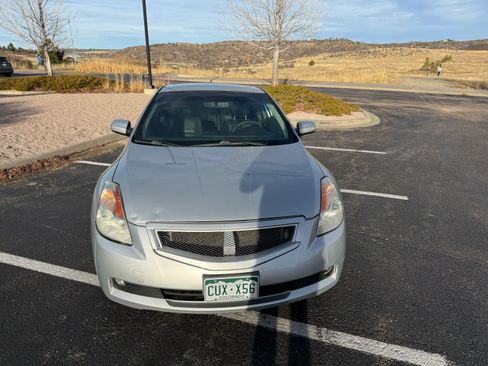 Used 2008 Nissan Altima 3.5 SE w/ Premium Pkg image 5