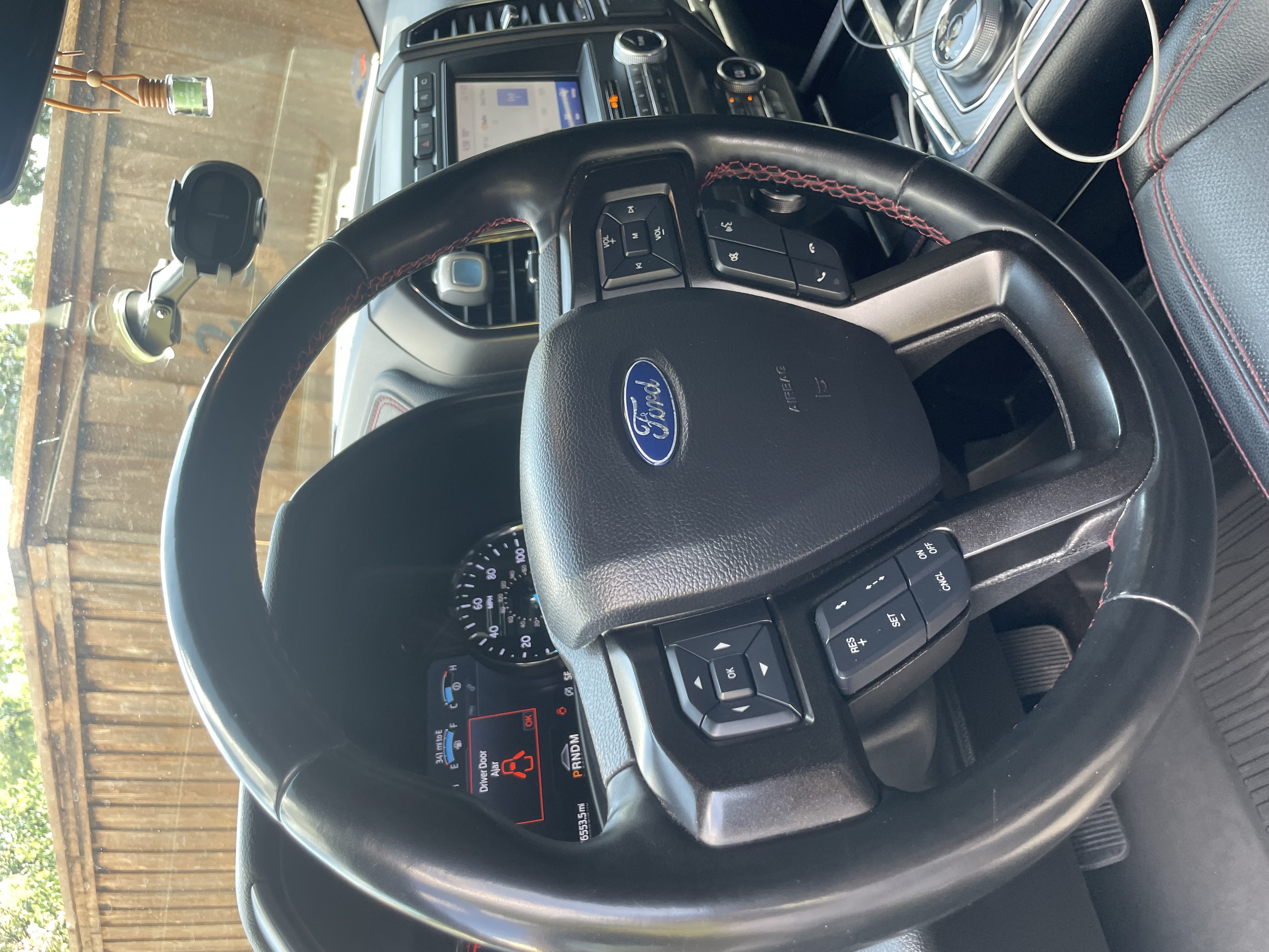 Used 2020 Ford Expedition Limited w/ Equipment Group 303A RWD image 30