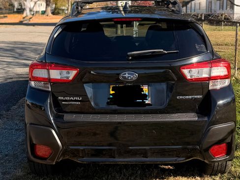 Used 2019 Subaru Crosstrek 2.0i Premium w/ Moonroof Package image 14