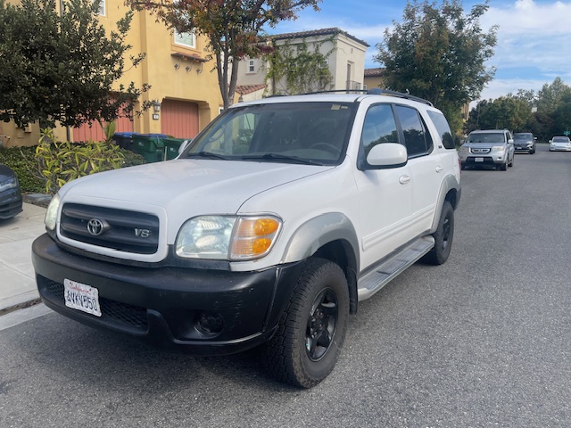 Used 2002 Toyota Sequoia SR5 RWD image 1