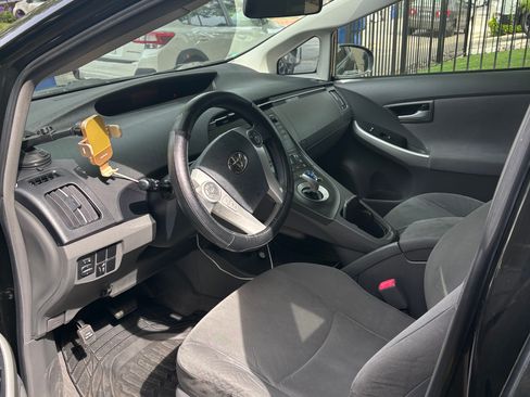 Used 2010 Toyota Prius Two image 11