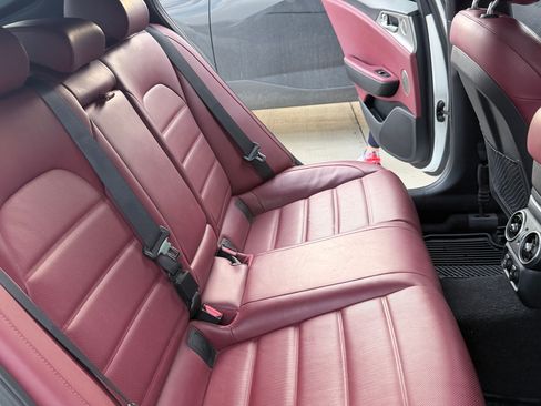 Used 2019 Kia Stinger GT2 image 10