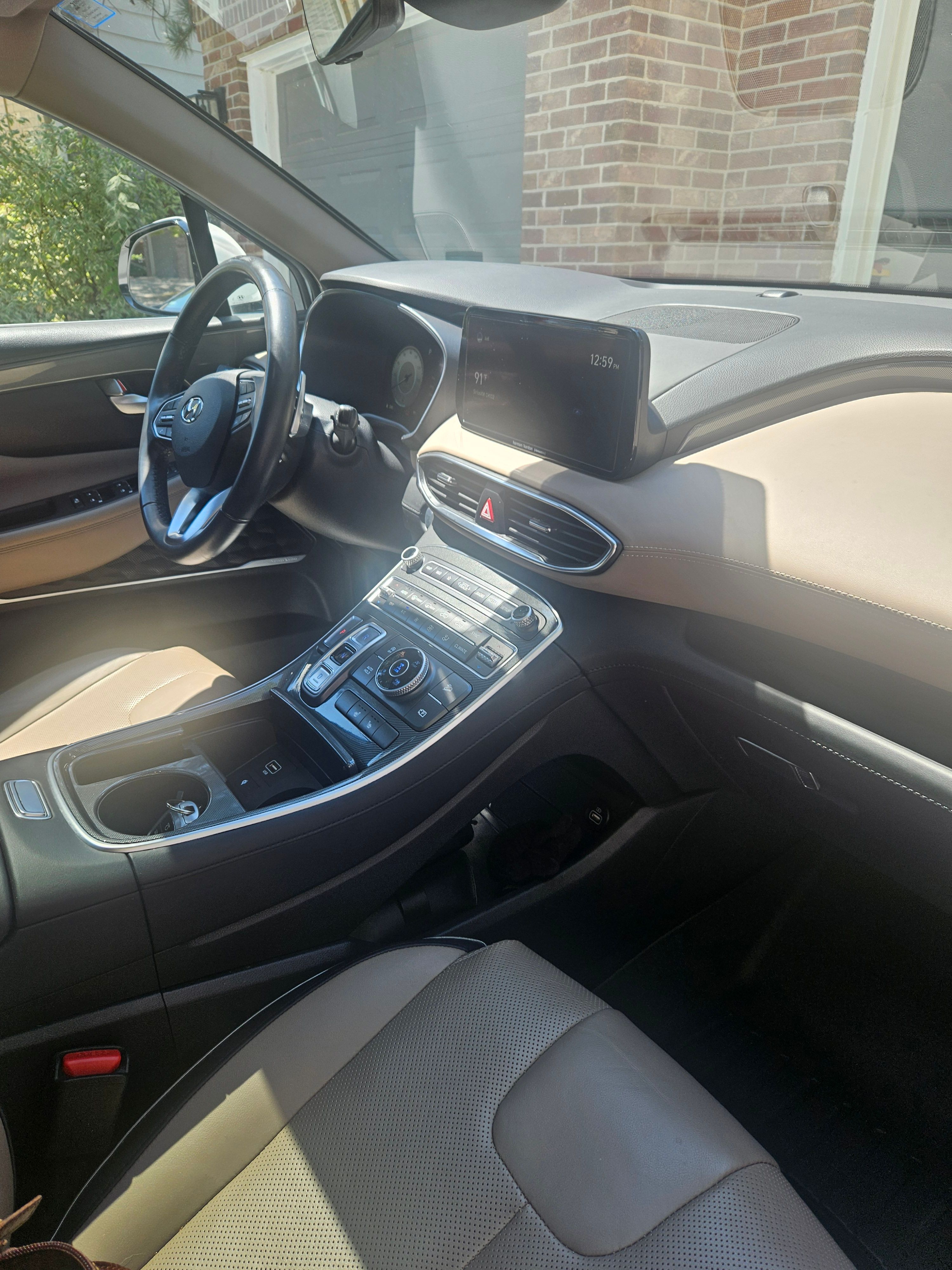 Used 2021 Hyundai Santa Fe SEL w/ Convenience + Premium Package AWD/4WD image 6