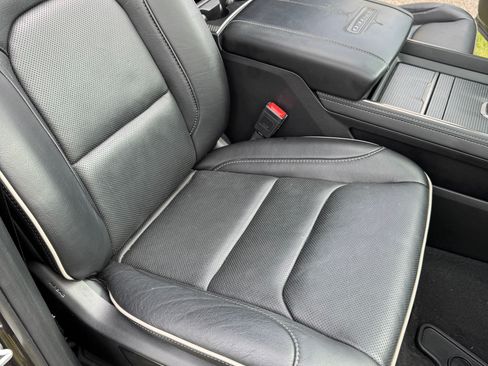 Used 2021 RAM 1500 Limited image 5