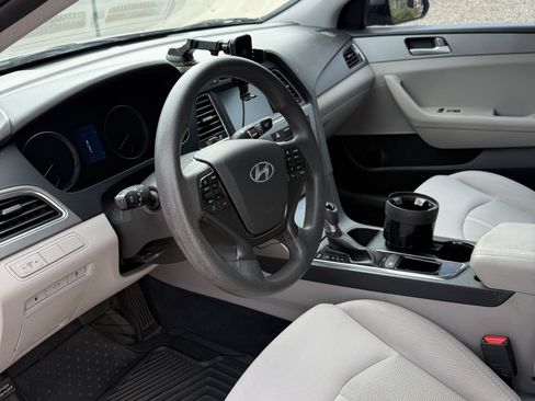 Used 2016 Hyundai Sonata SE FWD image 21