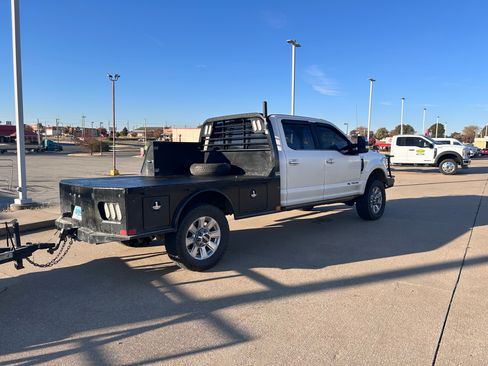 Used 2017 Ford F350 Platinum w/ FX4 Off-Road Package image 6