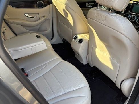 Used 2018 Mercedes-Benz GLC 300 image 13
