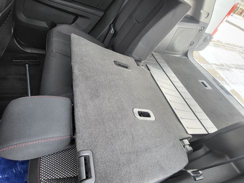 Used 2017 Chevrolet Equinox LT image 13