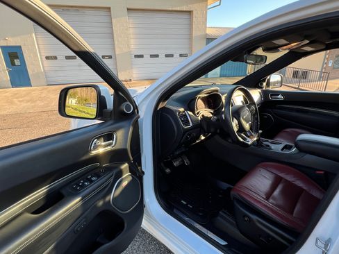 Used 2018 Dodge Durango SRT w/ SRT Interior Appearance Group image 6