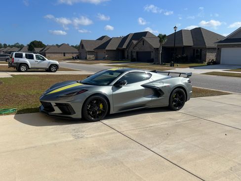 Used 2022 Chevrolet Corvette Stingray Premium Cpe image 2