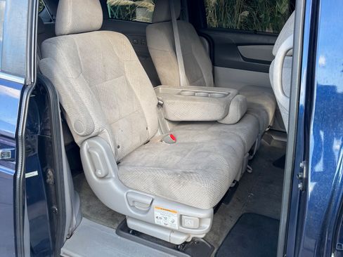 Used 2016 Honda Odyssey SE image 11