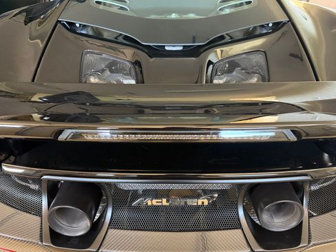 Used 2016 McLaren 675LT Coupe image 4