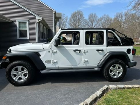 Used 2019 Jeep Wrangler Unlimited Sport S image 10
