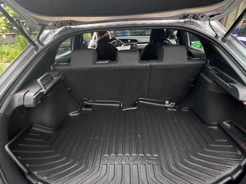 Used 2018 Honda Civic Sport image 12