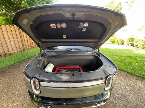 Used 2023 Rivian R1T Launch Edition AWD/4WD image 13