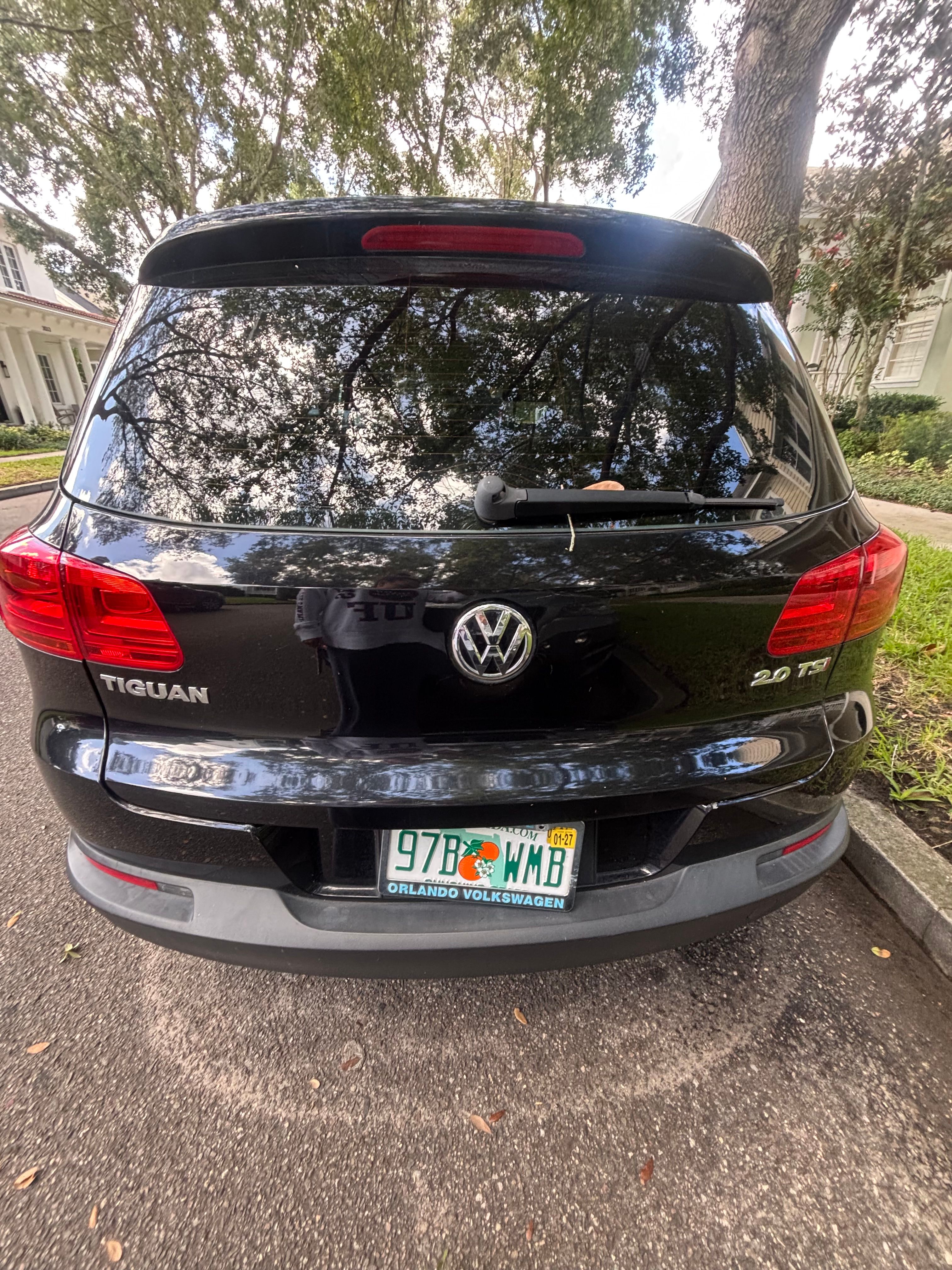 Used 2015 Volkswagen Tiguan S FWD image 4
