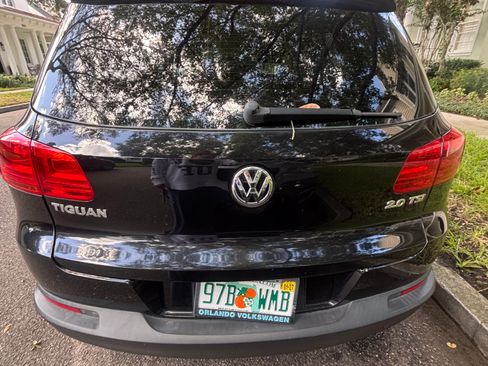 Used 2015 Volkswagen Tiguan S FWD image 4