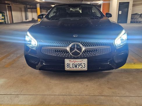 Used 2019 Mercedes-Benz SL 550 image 8