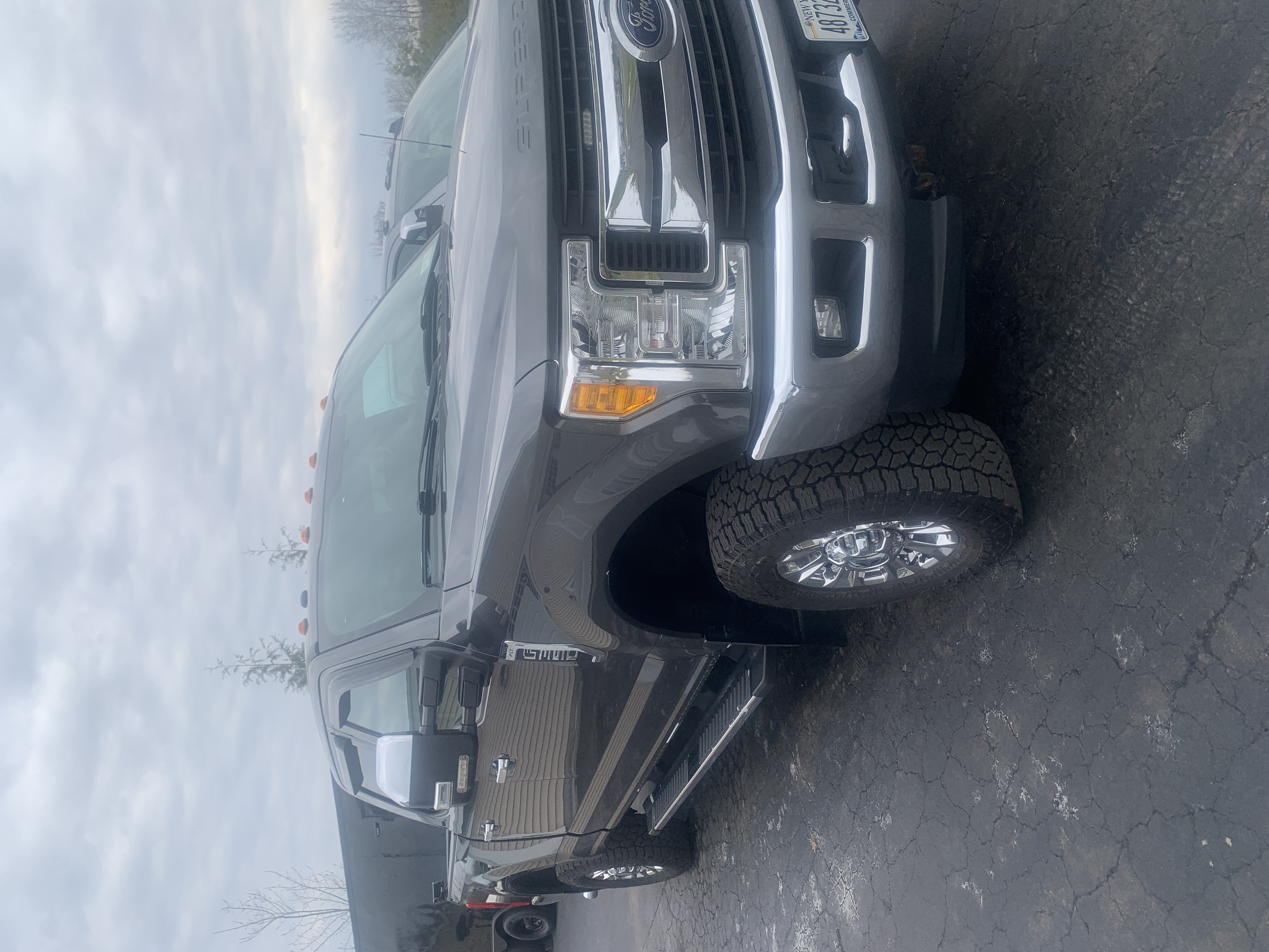 Used 2017 Ford F350 XLT AWD/4WD image 1